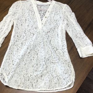 Annie Griffith cream top size xs